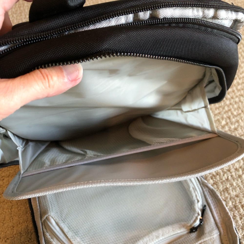 Taskin Premium Laptop Backpack - Picture 5 of 11